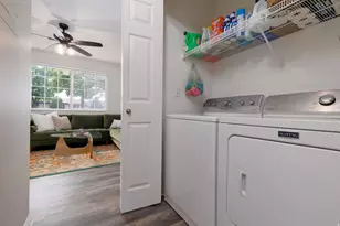 260 W 400 N, Orem, UT 84057 - Photo 10