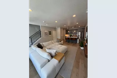 11113 S Kestrel Rise Rd, South Jordan, UT 84009 - Photo 2