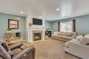 370 Stone Hollow Dr, Santaquin, UT 84655 - Photo 6