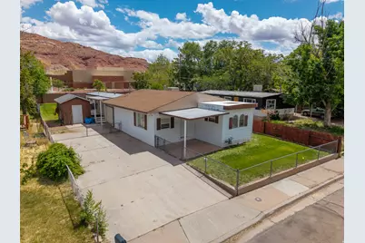476 N Cliffview Dr, Moab, UT 84532 - Photo 4