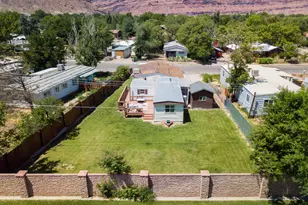 476 N Cliffview Dr, Moab, UT 84532 - Photo 8