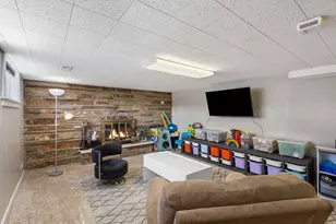 121 S Inglewood Dr E, Orem, UT 84097 - Photo 18