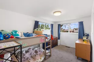 121 S Inglewood Dr E, Orem, UT 84097 - Photo 16