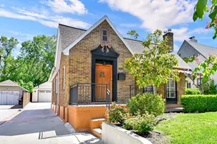 929 S Greenwood Terrace E, Salt Lake City, UT 84105 - Photo 2