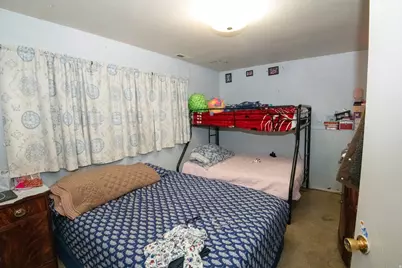 1915 W Hyannis Ave, West Valley, UT 84119 - Photo 8