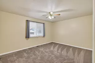 90 W Cottage Ave, Sandy, UT 84070 - Photo 20