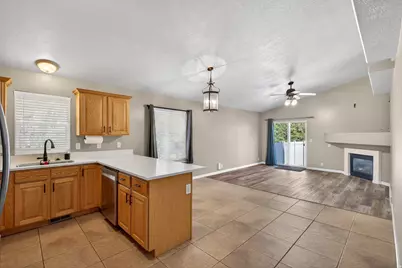 90 W Cottage Ave, Sandy, UT 84070 - Photo 8