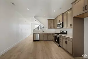11039 S Freestone Rd, South Jordan, UT 84009 - Photo 4
