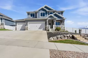 1166 W Highpass Dr, Saratoga Springs, UT 84045 - Photo 2