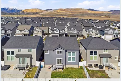 12303 S Varitek Dr, Herriman, UT 84096 - Photo 24