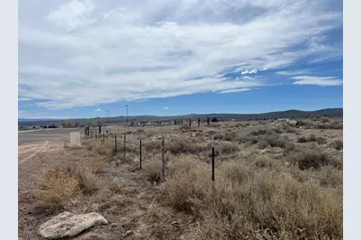 361 N 300 W, Loa, UT 84747 - Photo 2