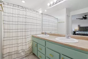 6027 Bayshore Dr, Stansbury Park, UT 84074 - Photo 14
