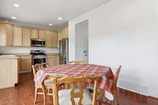 6027 Bayshore Dr, Stansbury Park, UT 84074 - Photo 6