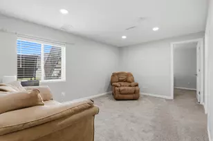 6027 Bayshore Dr, Stansbury Park, UT 84074 - Photo 20