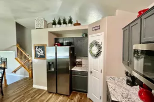 1097 N 3450 W, Layton, UT 84041 - Photo 6