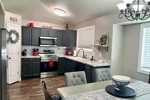 1097 N 3450 W, Layton, UT 84041 - Photo 8