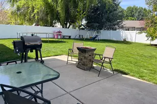 1097 N 3450 W, Layton, UT 84041 - Photo 30