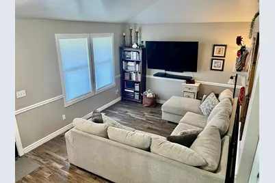 1097 N 3450 W, Layton, UT 84041 - Photo 4