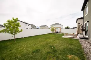 384 W Ropelato Dr, Nibley, UT 84321 - Photo 20