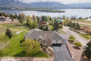 652 N Radford Ln, Eden, UT 84310 - Photo 2