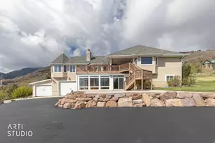 652 N Radford Ln, Eden, UT 84310 - Photo 44