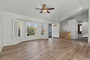 363 S 675 E, Hyrum, UT 84319 - Photo 4