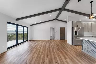 4077 Devonshire Cir, Provo, UT 84604 - Photo 6
