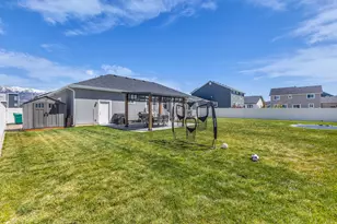 3377 S 2400 W, West Haven, UT 84401 - Photo 36