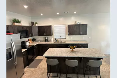 528 S Riverbed Dr, Washington, UT 84780 - Photo 10