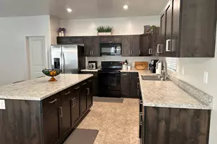 528 S Riverbed Dr, Washington, UT 84780 - Photo 8