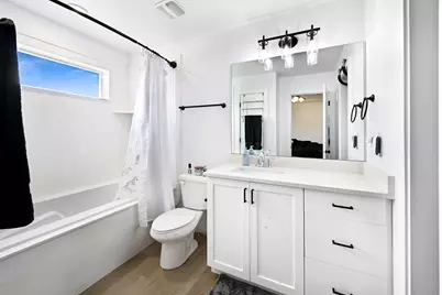40 S 100 W, Trenton, UT 84338 - Photo 8