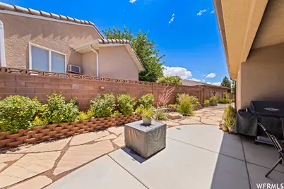 764 N Picturesque W, Saint George, UT 84770 - Photo 10