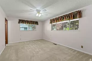 263 Stewart Dr, River Heights, UT 84321 - Photo 8