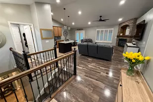 7766 S 5320 W, West Jordan, UT 84081 - Photo 4