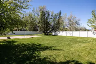 667 N 100 E, Logan, UT 84321 - Photo 10