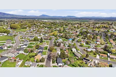 515 Glenwood Dr, Hyrum, UT 84319 - Photo 42