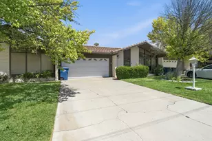 55 E 700 St S, Saint George, UT 84770 - Photo 2
