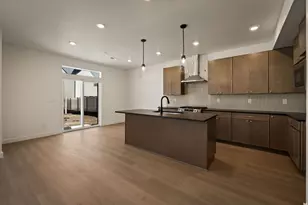 1057 W Linden Ln, Woods Cross, UT 84087 - Photo 2