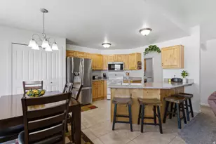 2252 W 1125 S, Syracuse, UT 84075 - Photo 4