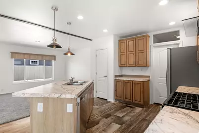 1700 W 2700 N #84, Pleasant View, UT 84404 - Photo 4