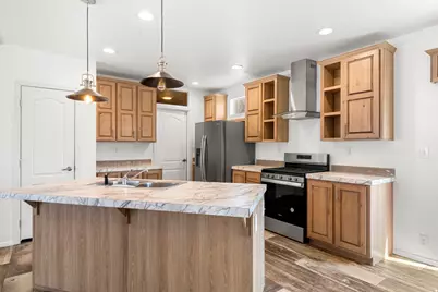 1700 W 2700 N #84, Pleasant View, UT 84404 - Photo 2