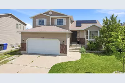 2039 Fremont Crest Ave, Syracuse, UT 84075 - Photo 4