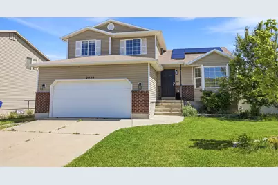 2039 Fremont Crest Ave, Syracuse, UT 84075 - Photo 4