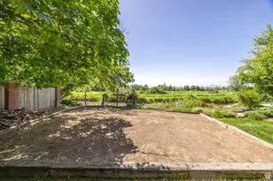 1729 N 1700 E, North Logan, UT 84341 - Photo 40