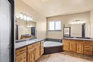 350 N 200 E, Ferron, UT 84523 - Photo 44