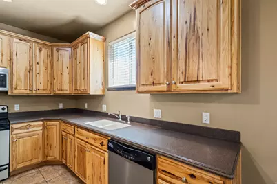 350 N 200 E, Ferron, UT 84523 - Photo 16