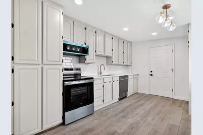 692 E 1000 N, Ogden, UT 84404 - Photo 10