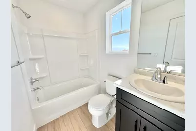 1650 N Main St, Layton, UT 84041 - Photo 16