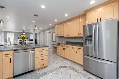2573 E Kays Creek Dr N, Layton, UT 84040 - Photo 22