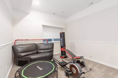 2573 E Kays Creek Dr N, Layton, UT 84040 - Photo 42